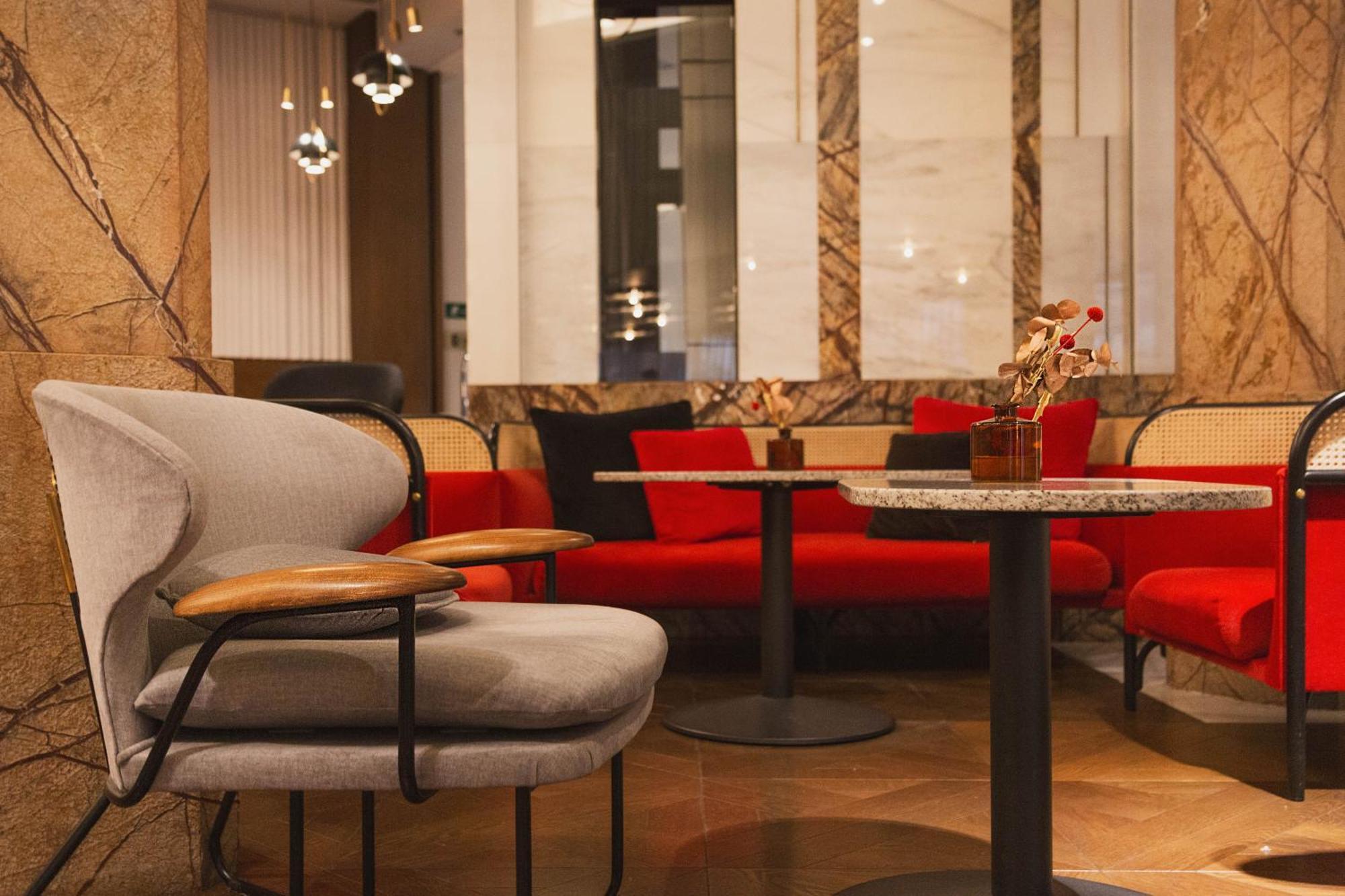 Hyatt Centric Gran Via Madrid Hotell Eksteriør bilde Interior of the restaurant